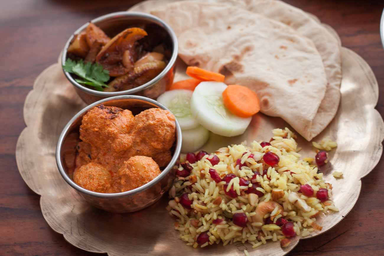 Everyday Meal Plate Kashmiri Dum Aloo Apple Baingan Pulao Phulka 1