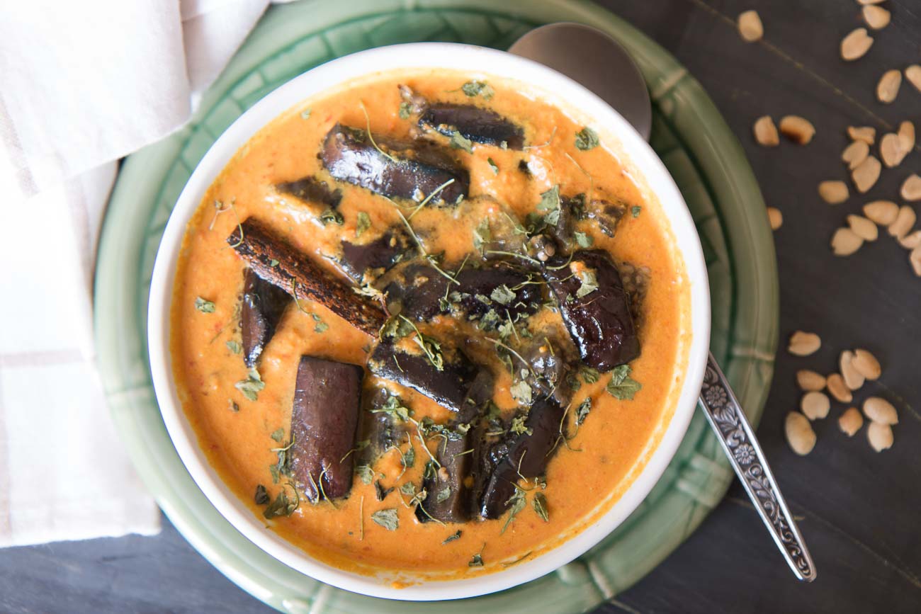 Baingan Musallam Recipe (Mughlai Style Eggplant Simmered In Rich Tomato Curry)