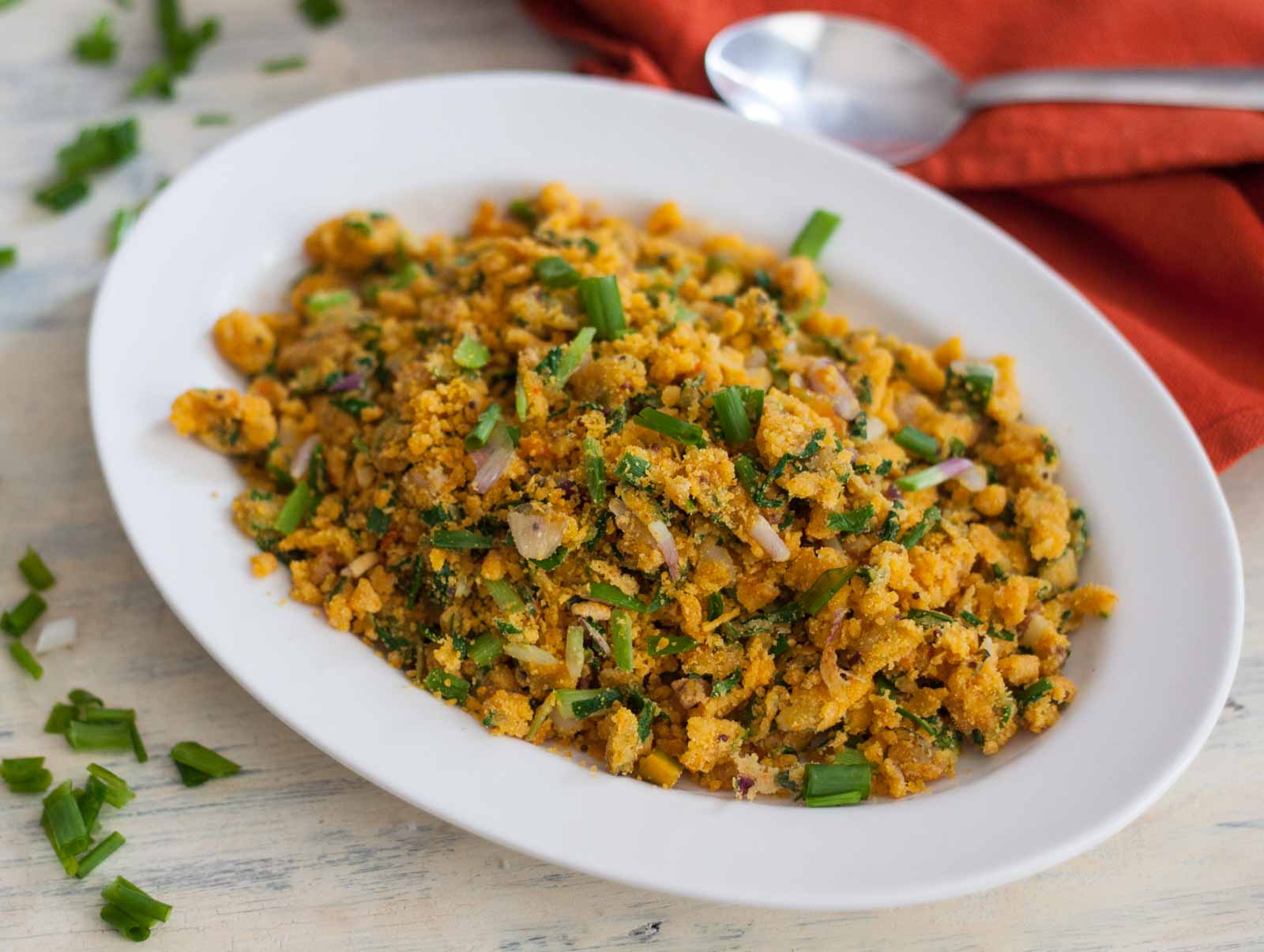 Patichya Kandyachi Zunka Recipe Maharashtrian Style Spring Onions and Besan Sabzi 6676