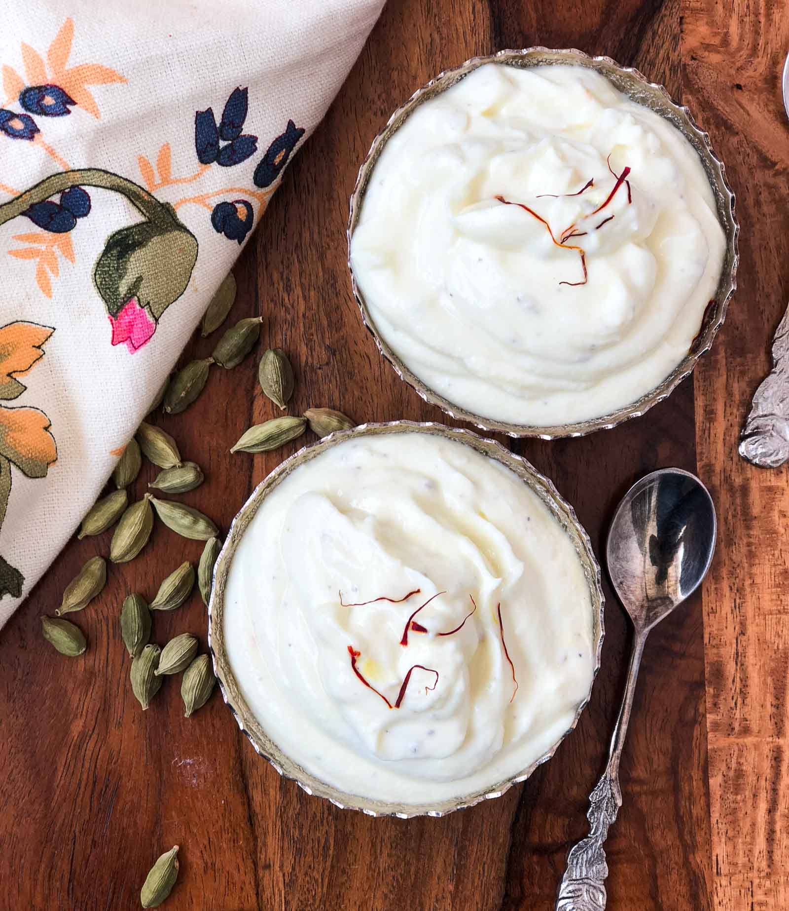 Kesar Shrikhand Recipe - Greek Yogurt Pudding With Saffron
