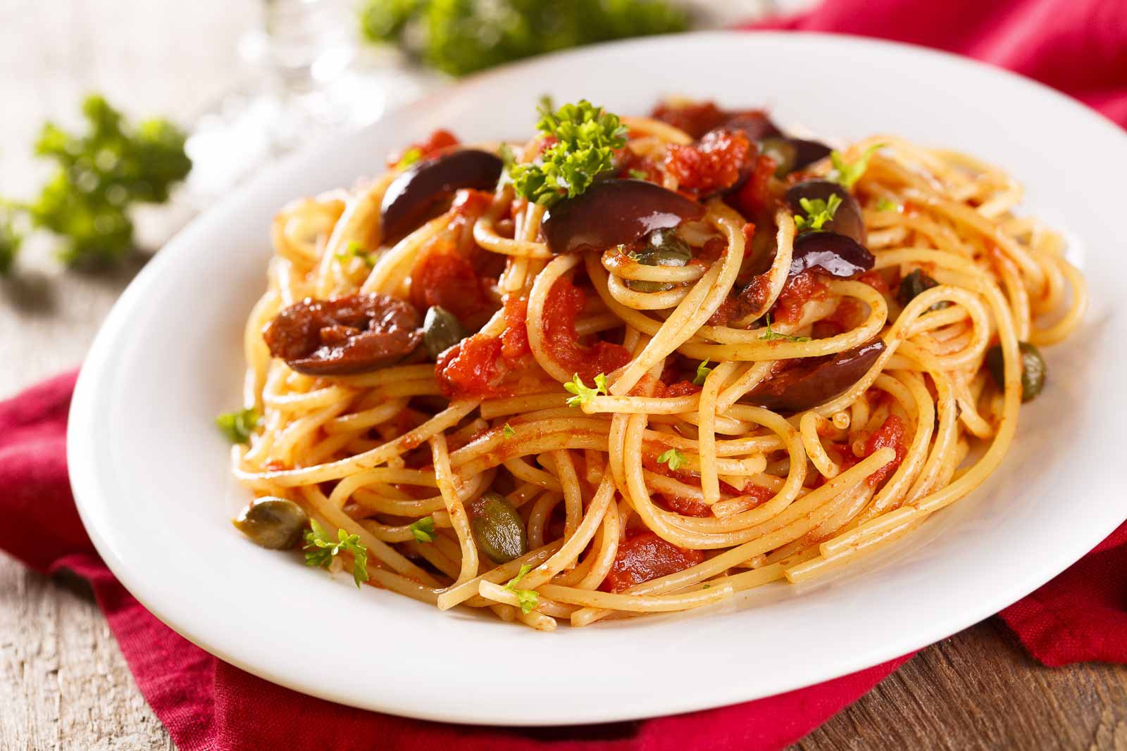 Sun Dried Tomato Olive Pasta In Fresh Tomato Sauce Recipe