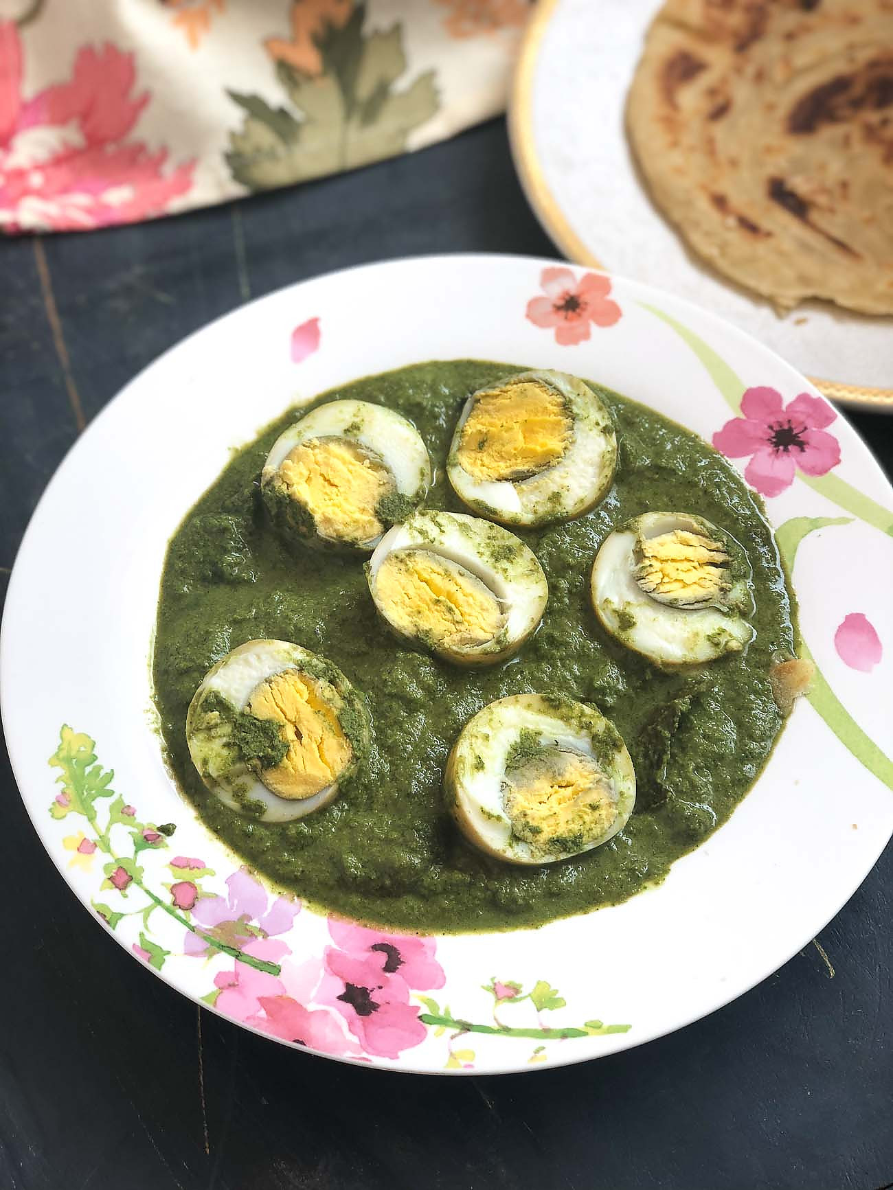 Hariyali Egg Curry Recipe In Coriander and Mint Gravy