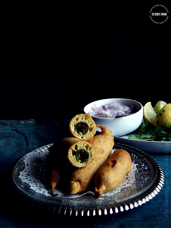 Mirchi Bajji Recipe - Mirapakaya Bajji/Green Chilli Fritters