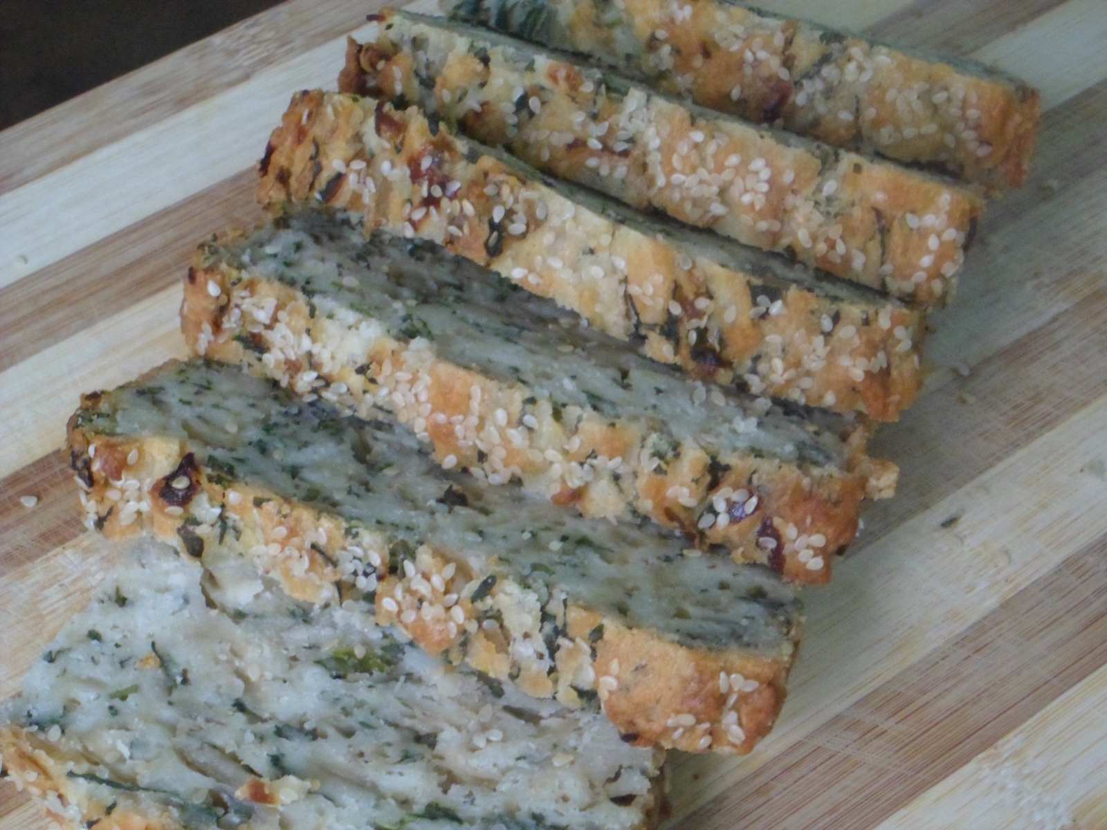 Eggless Spicy Spinach Bread Recipe