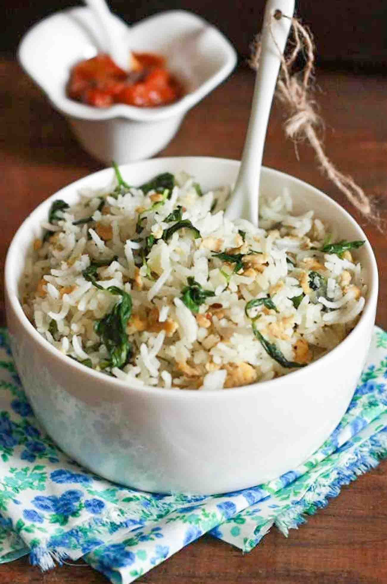 Fenugreek & Egg Fried Rice Recipe (Anda Methi Chawal)