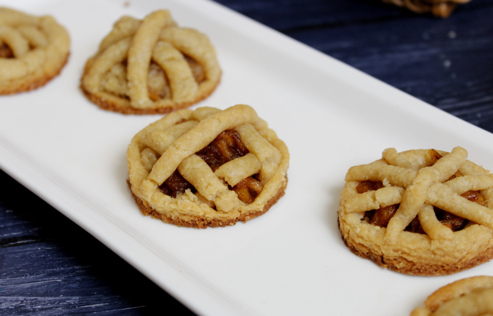 Eggless Apple Pie Cookie Recipe