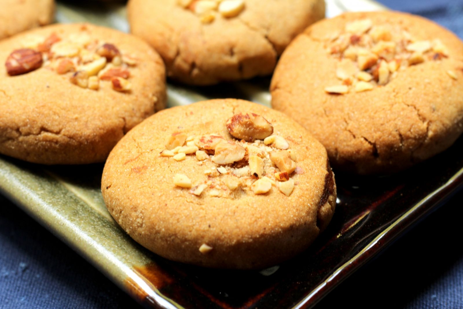 Gluten-Free Koloocheh Recipe | Persian Date Nut Filled Cookies