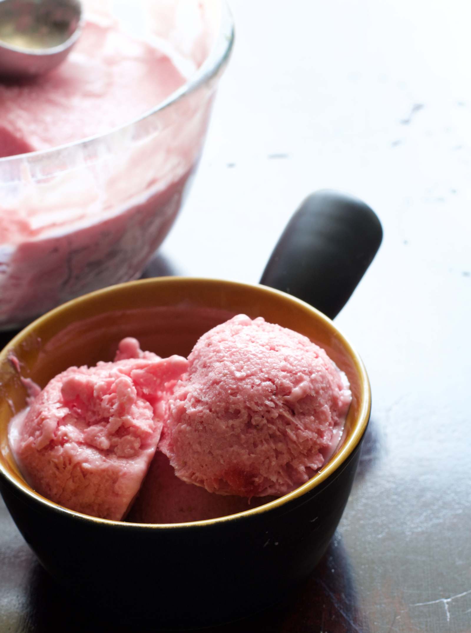 Frozen Strawberry Yogurt With Honey Recipe