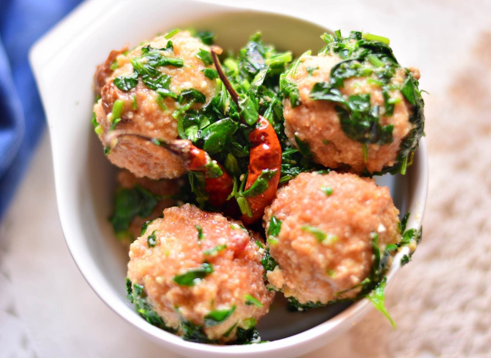 Kashmiri Methi T Golemach Recipe-Minced Chicken Balls With Fenugreek Leaves
