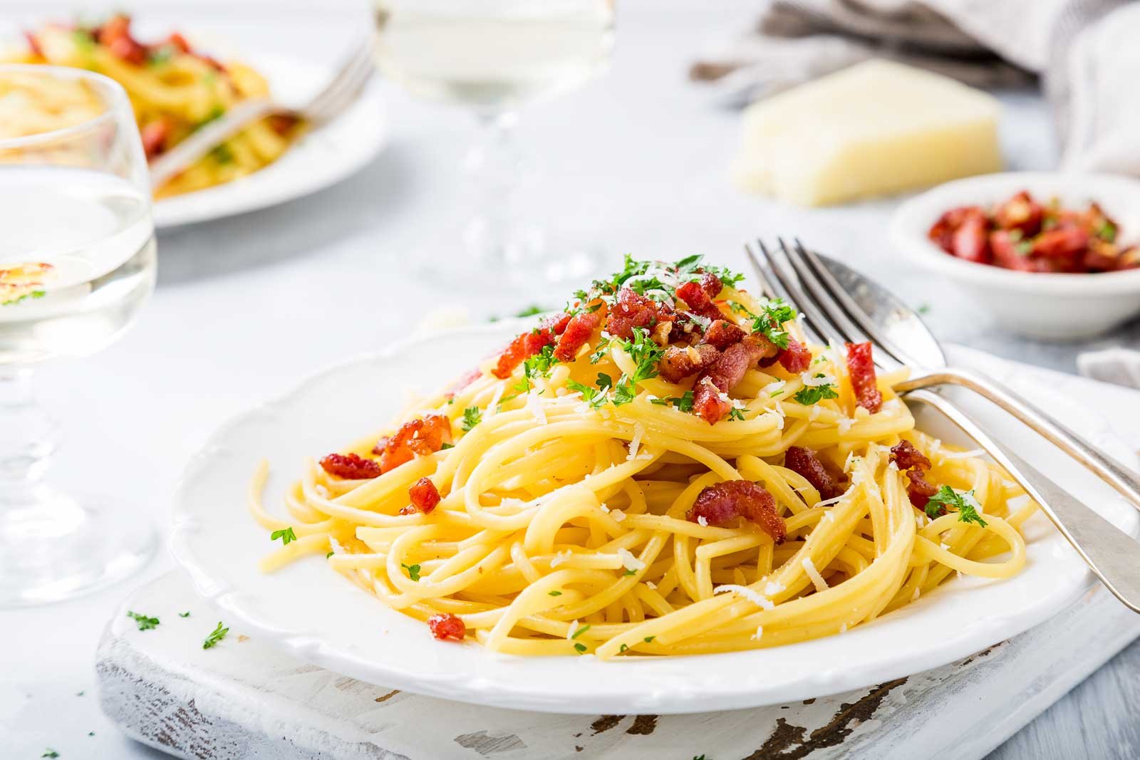 Spaghetti Aglio Olio Pasta Recipe with Bacon