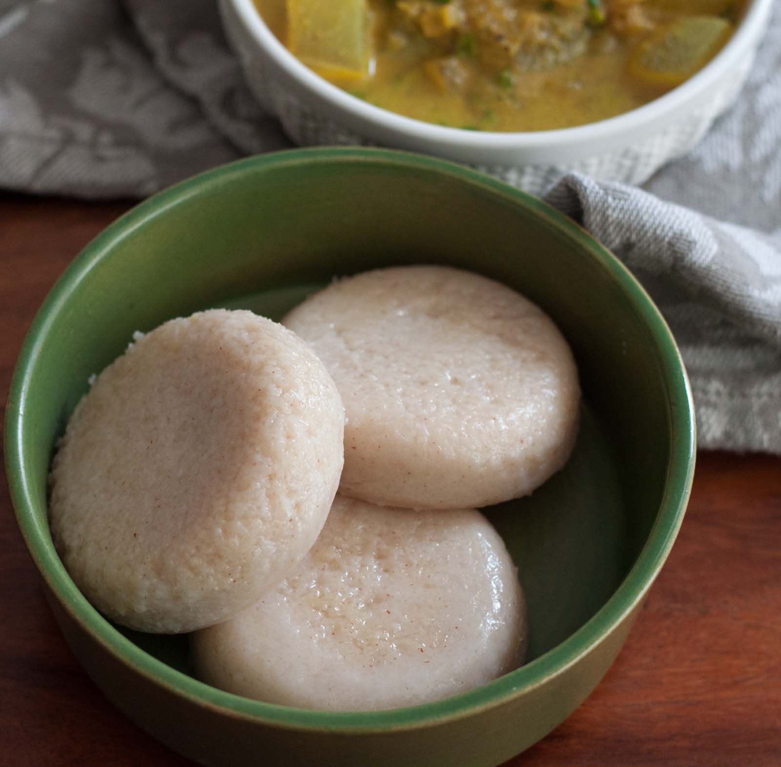 Goan Style Sana Recipe (Soft Steamed Rice Cakes) 