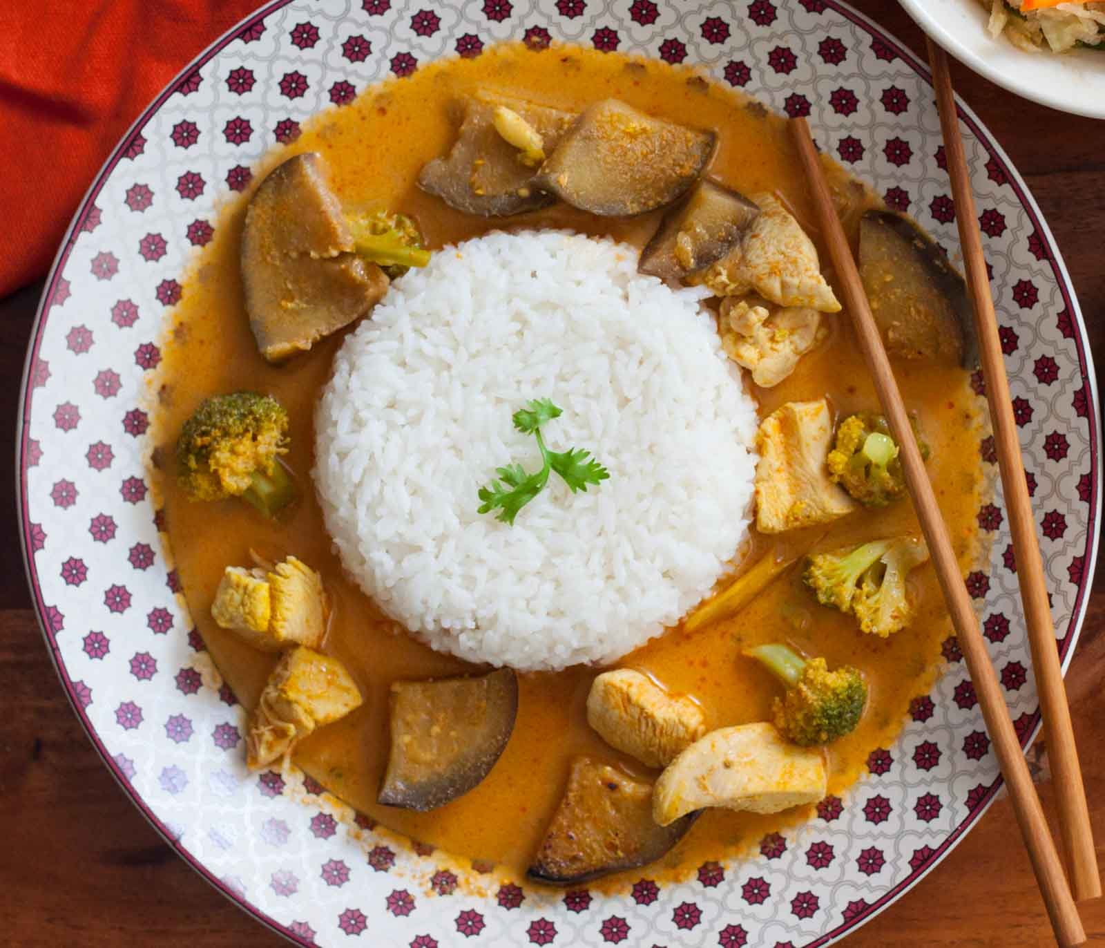 Thai Red Curry with Chicken and Brinjal Recipe