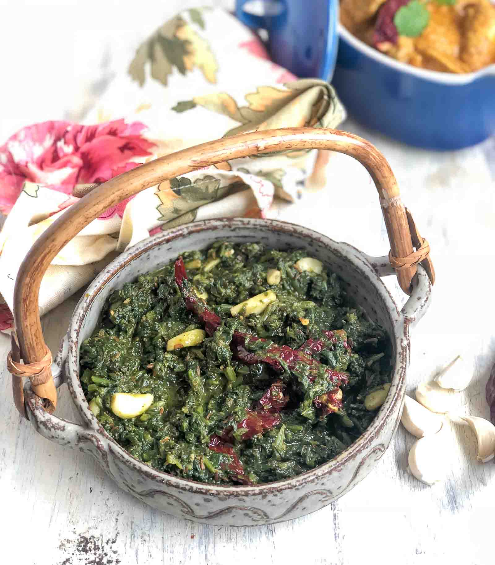 Kashmiri Saag Recipe - Kashmiri Style Spinach / Palak
