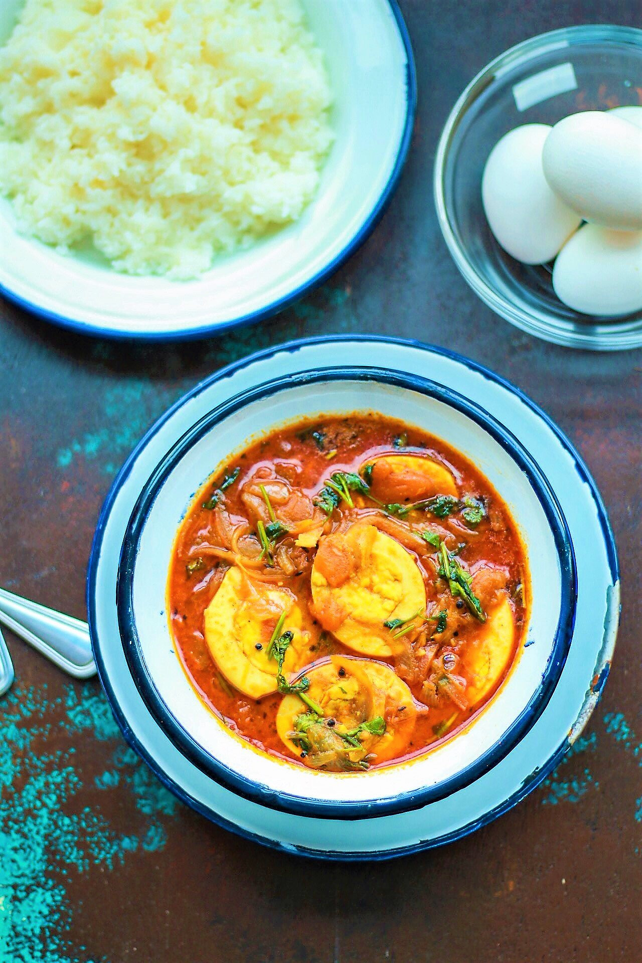 मुत्तई कुंजहम्बू रेसिपी - South Indian Egg Curry Recipe 