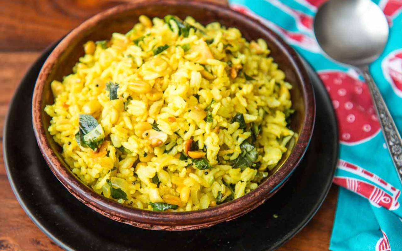 Elumichai Sadam Lemon Rice Recipe Nimbehannu Chitraanna Nimbu Baath 1 thumbnail 1280x800