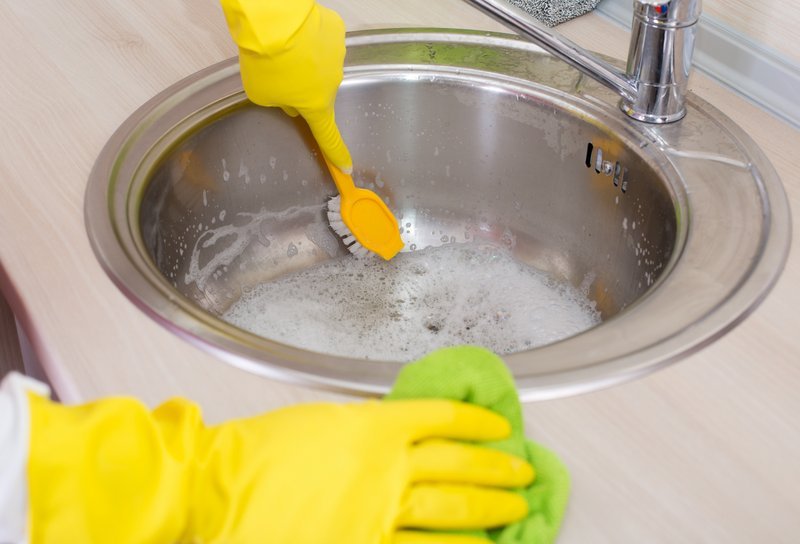 sink cleaning