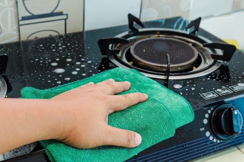 stove cleaning
