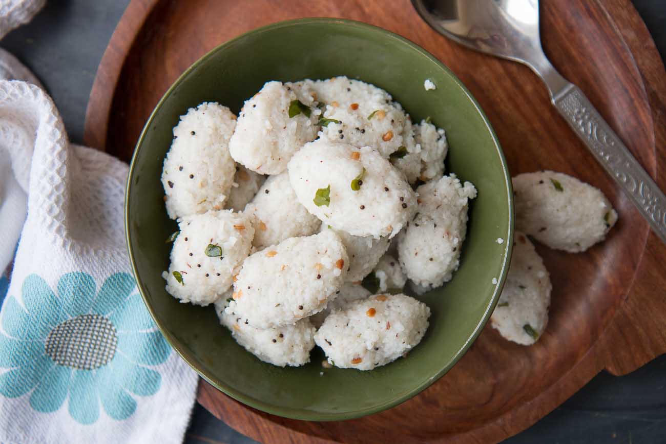 Kuthiraivali Upma Kozhukattai Recipe (Barnyard Millet Steamed Dumplings)