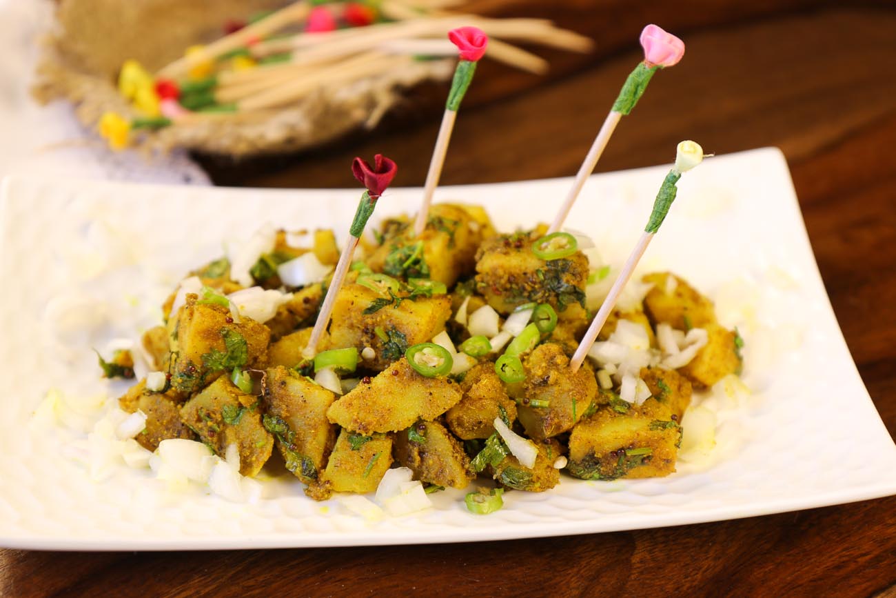 Healthy Aloo Chaat Dilli Style Recipe -Spicy & Tangy Potato Stir Fry 