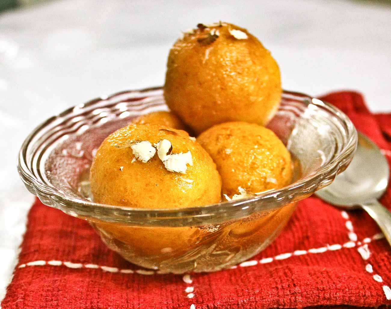 Paneer Gulab Jamun Recipe (Delicious Diwali Sweet)