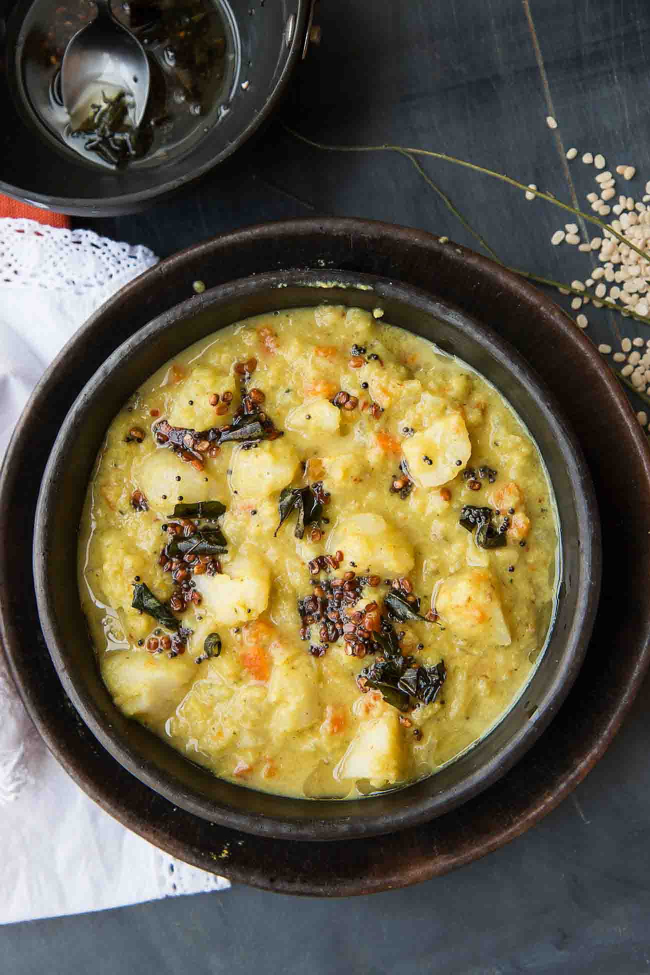Mixed Vegetable Poricha Kootu Recipe (Steamed Vegetable in Coconut and Lentil Curry)