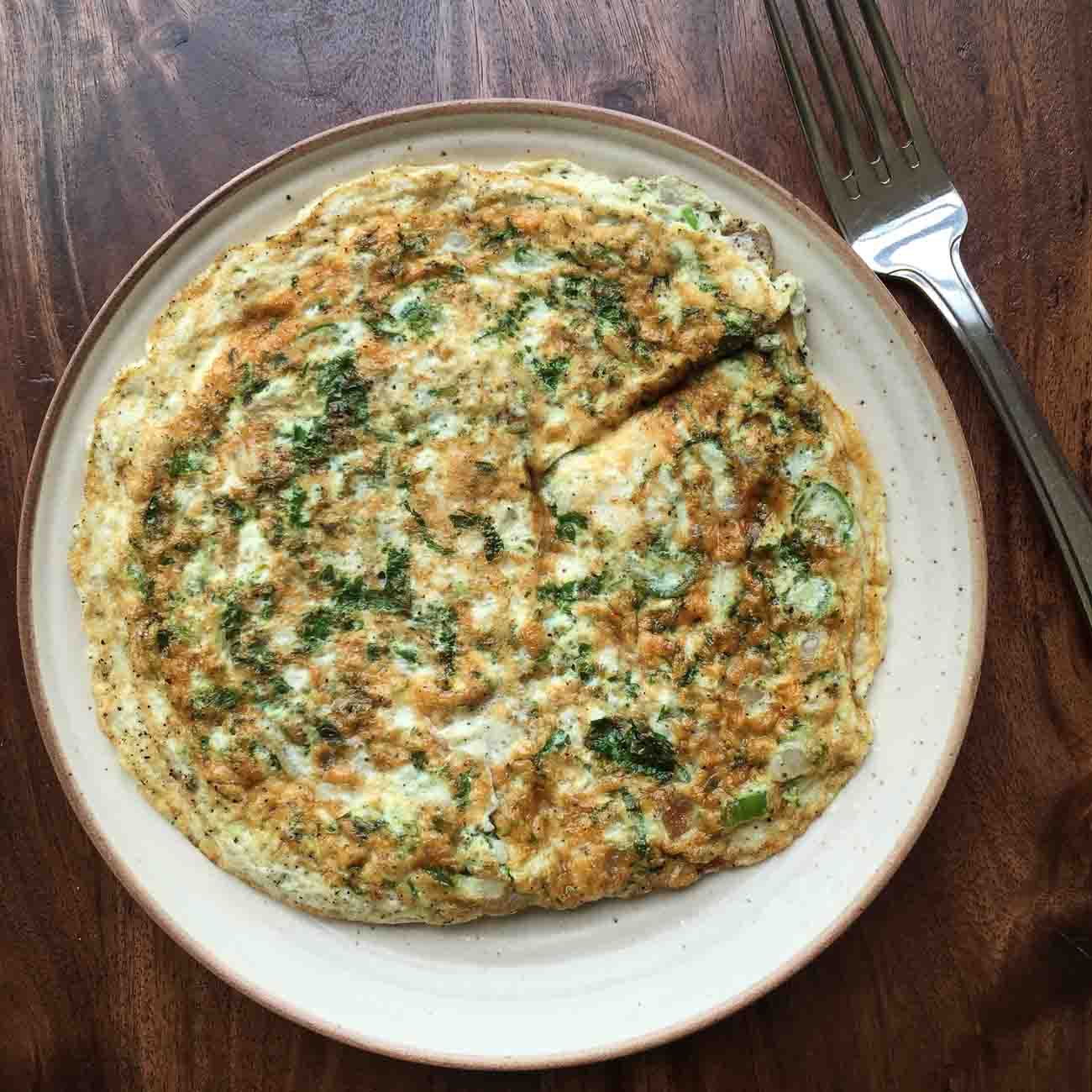 Egg White Spinach Omelette Recipe With Garlic & Oregano