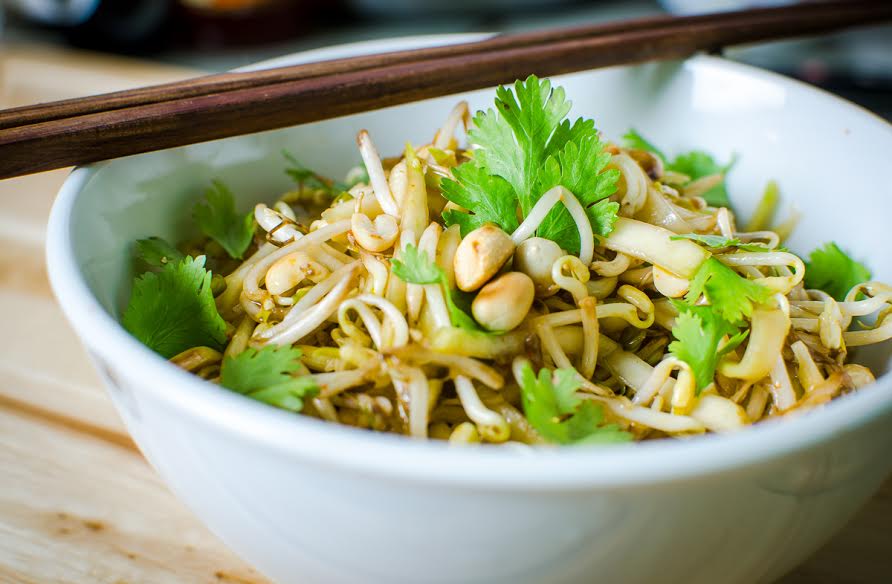 Thai Style Beansprouts & Raw Mango Salad Recipe