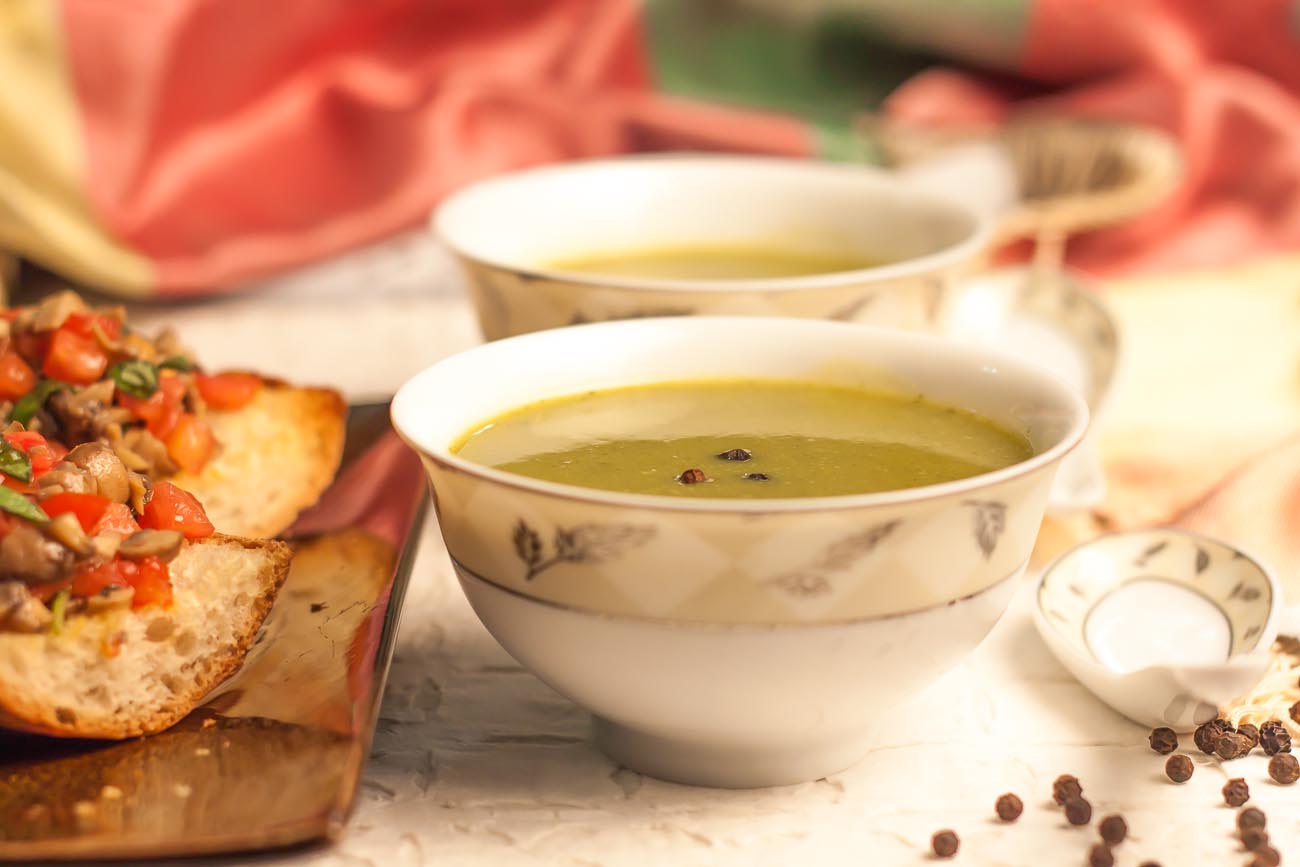 Light And Healthy Spinach Soup Recipe