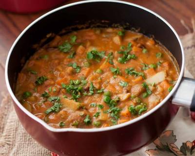 Parsi Style Lagan Sara Istew Recipe - Rich Sweet Assorted Vegetable Curry
