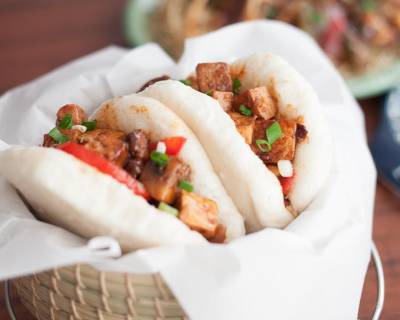Taiwanese Style Gua Bao Recipe - Steamed Bao Buns With Sweet And Spicy Mushroom & Tofu Recipe