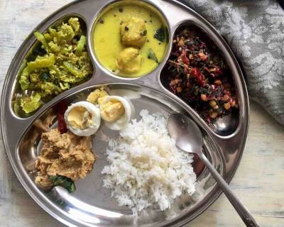 Portion Control Meal Plate: Pudalangai Poriyal, Mor Kuzhambu, Keerai Masiyal, Thogayal & More