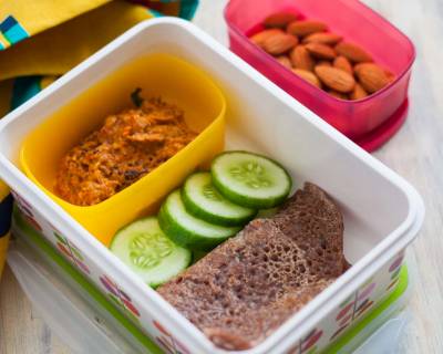 Kids Lunch Box Ideas: Ragi Oatmeal Dosa With Allam Chutney & Almonds