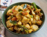 Spicy And Tangy Bread Upma Recipe