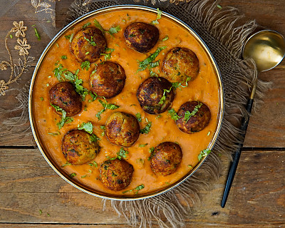 Malai Kofta Curry Recipe - Creamy and Healthy Paneer Aloo Kofta Curry
