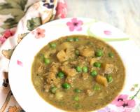 Potato And Peas Curry Recipe In Coconut Milk Gravy