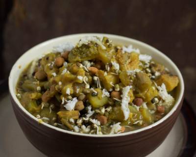 ओरिया घंटे तरकारी रेसिपी - Oriya Style Mixed Vegetables Curry (Recipe In Hindi)