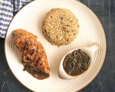 Make Your Friday Night Dinner Special With The Caramelised Onion, Rosemary Chicken & Ginger Teriyaki Rice