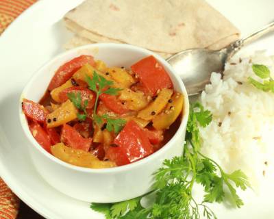 शिमला मिर्च की सब्ज़ी रेसिपी - No Onion No Garlic Sweet Pepper Sabji (Recipe In Hindi)