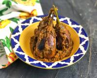 Bharma Baingan Ki Sabzi Recipe - Spicy Stuffed Brinjals 