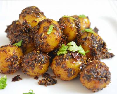 चटपटा आलू रेसिपी - Chatpata Baby Potato (Recipe In Hindi)