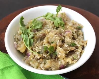 गोअन स्टाइल ब्रिंजल भरता रेसिपी - Goan Style Brinjal Bharta (Recipe In Hindi)