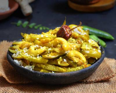 Mangalorean Manoli Bheeja Upkari Recipe - Ivy Gourd & Cashew Sabzi