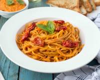 Red Chilli Pesto & Roasted Tomato Spaghetti Pasta Recipe