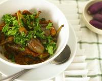 Vankaya Ulli Karam Recipe - Eggplant In Spicy Onion Gravy