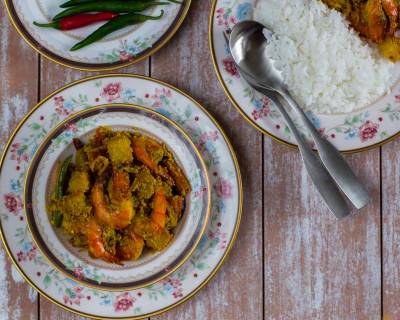 Bengali Style Chingri Posto Recipe (Prawns Cooked In Poppy Seed Gravy)