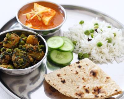 Everyday Meal Plate: Paneer Lababdar, Aloo Matar Methi Sabzi With Phulka & Pulao