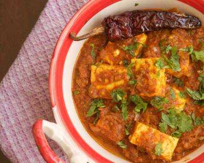 Paneer Kolhapuri Recipe (Cottage Cheese In Maharashtrian Gravy With Kolhapuri Masala)