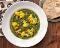 Hariyali Gobi Recipe - Palak Cauliflower Curry Recipe