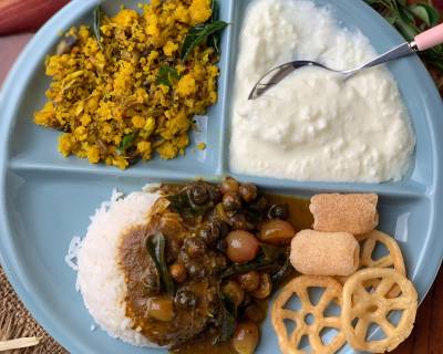 A Lunch From Grand Mother's Kitchen- Vathal Kuzhambu, Vazhaipoo Paruppu Usili & More