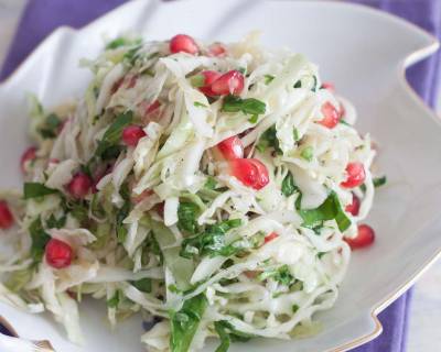 Cabbage, Spinach, Pomegranate Slaw with Lemon Dressing Recipe 